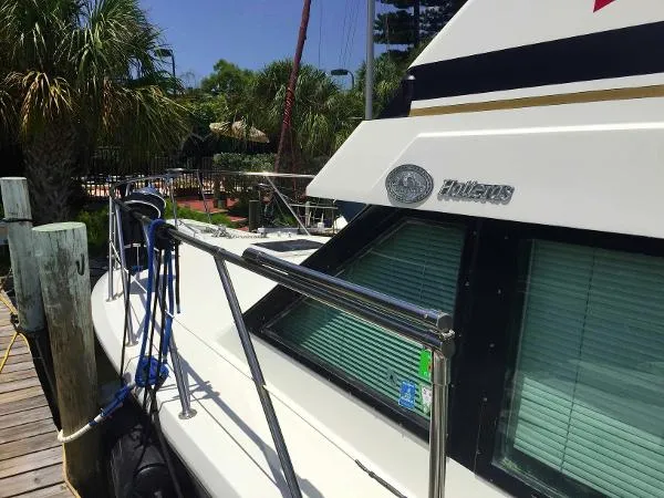 Slide: The Image of Hatteras 42 Cockpit Motor Yacht 1993 - 3