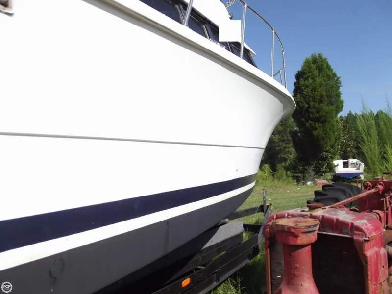Slide: The Image of Carver Yachts 2866 Santa Cruz 1977 - 11