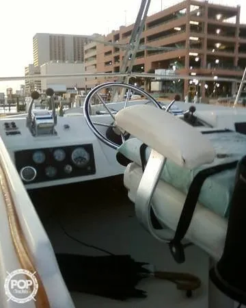 Slide: The Image of Carver Yachts 2866 Santa Cruz 1977 - 5