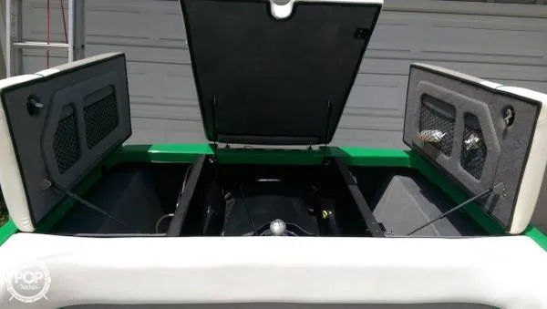 Slide: The Image of Malibu Wakesetter VLX 2004 - 10