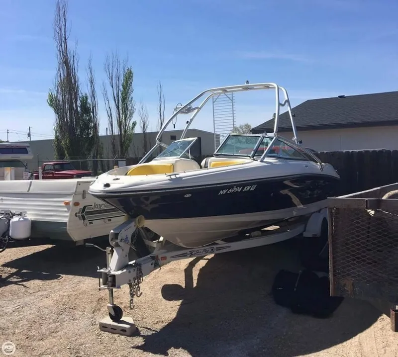 Slide: The Image of Sea Ray 20 Sport 205 2006 - 8
