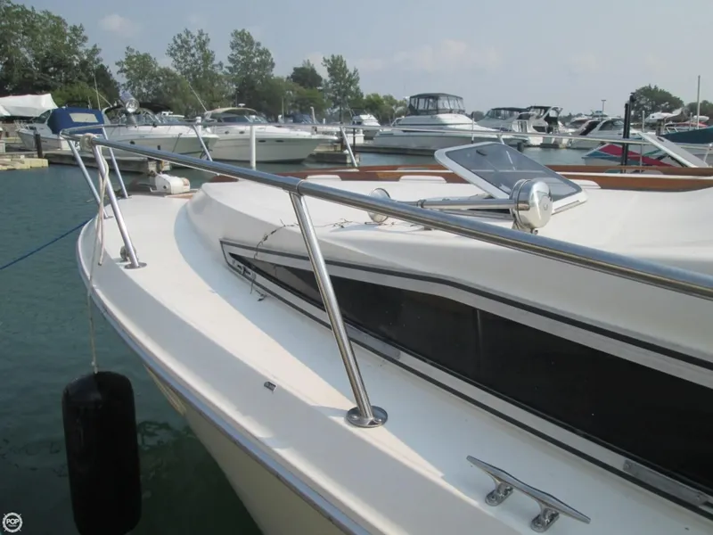 Slide: The Image of Sea Ray 300 Sundancer 1986 - 11