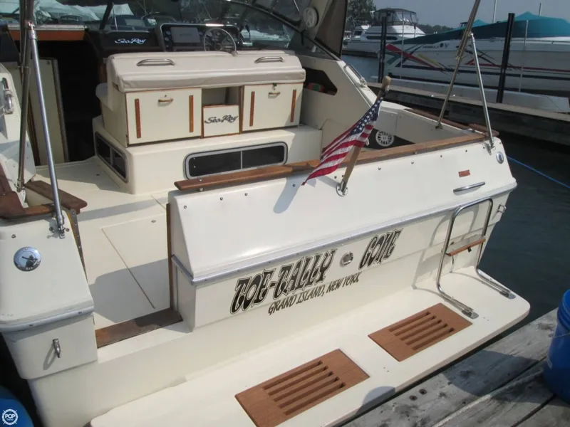 Slide: The Image of Sea Ray 300 Sundancer 1986 - 7