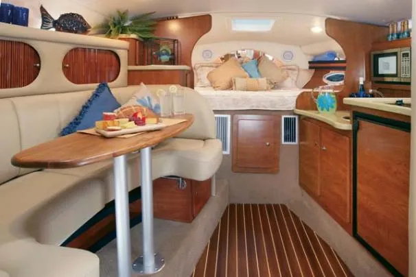 Slide: The Image of Rinker 320 Express Cruiser 2006 - 1