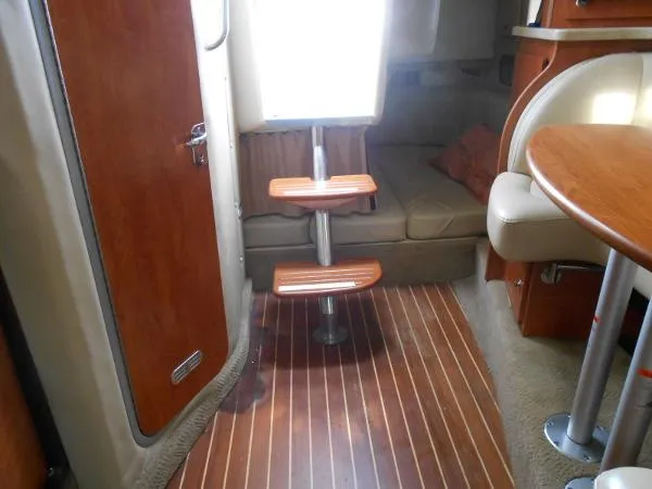 Slide: The Image of Rinker 320 Express Cruiser 2006 - 10