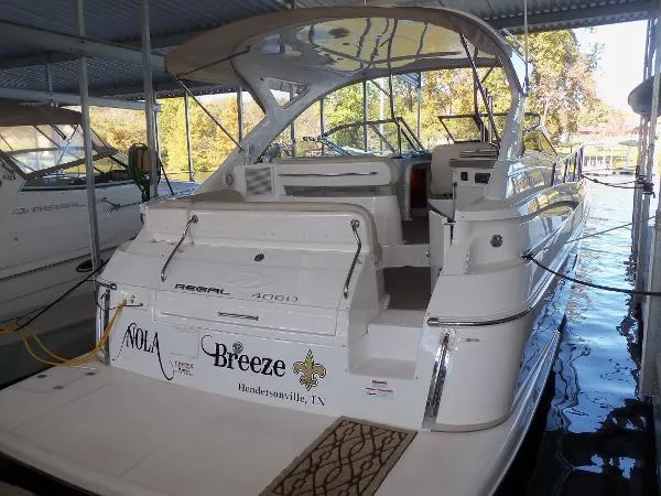 Slide: The Image of Regal 4060 Hardtop Express IPS 2009 - 4