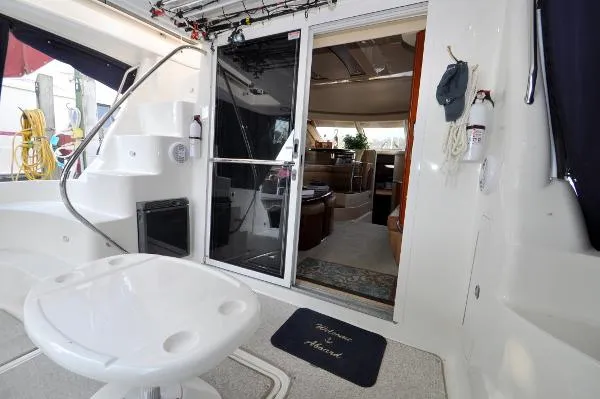 Slide: The Image of Sea Ray 44 Sedan Bridge 2006 - 3