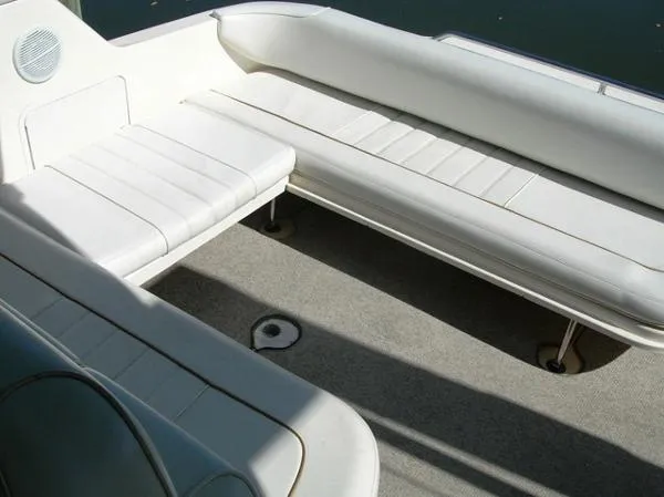 Slide: The Image of Sea Ray Sundancer 1998 - 10