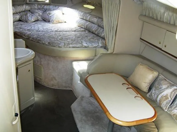 Slide: The Image of Sea Ray Sundancer 1998 - 3