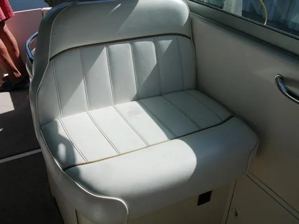 Slide: The Image of Sea Ray Sundancer 1998 - 8