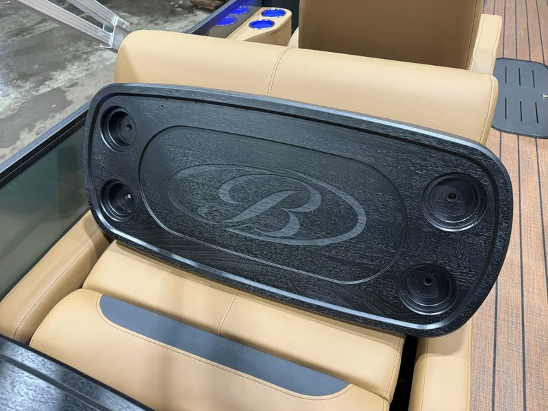 Slide: The Image of Bentley Pontoons Legacy 223 QSB Swingback Tritoon & Honda 4-Stroke EFI 2026 - 25