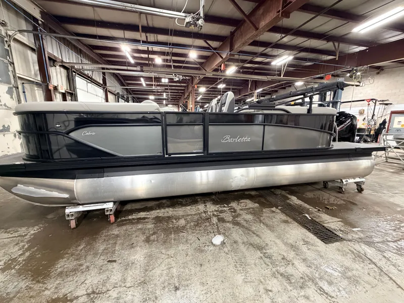 Slide: The Image of Barletta Cabrio 22QC Pontoon 2025 - 31