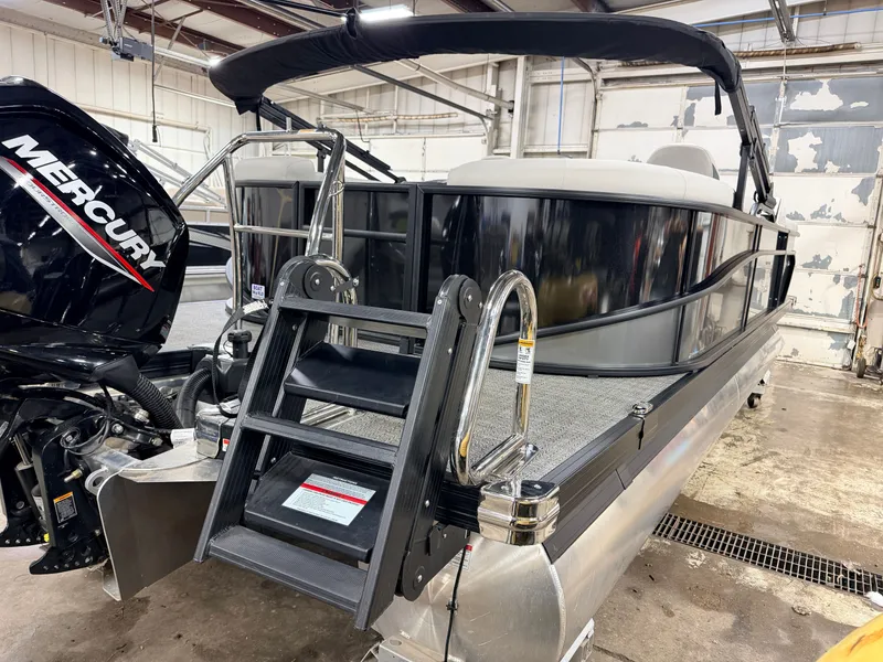 Slide: The Image of Barletta Cabrio 22QC Pontoon 2025 - 56