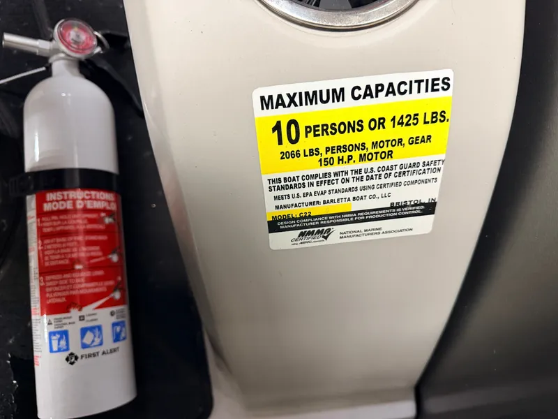 Slide: The Image of Barletta Cabrio 22QC Pontoon 2025 - 61