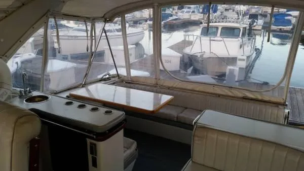 Slide: The Image of Wellcraft Portofino 1988 - 8