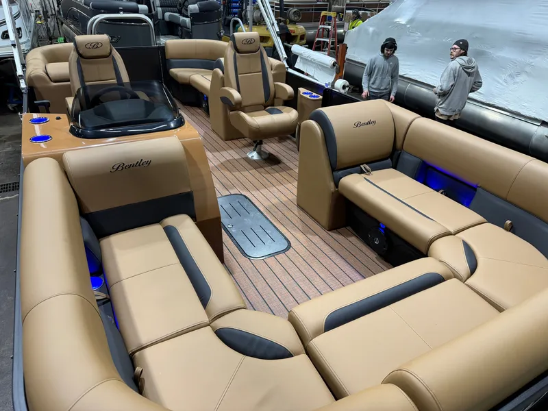 Slide: The Image of Bentley Pontoons Legacy 223 Navigator Quad Lounge Tritoon & Honda 4-Stroke EFI 2026 - 27