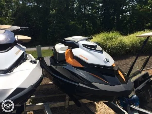 Slide: The Image of Sea-Doo GTX215 & GTR215 2013 - 11