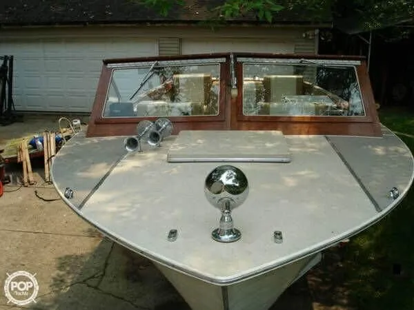 Slide: The Image of Carver Yachts 20 1/2' Camper 1966 - 8
