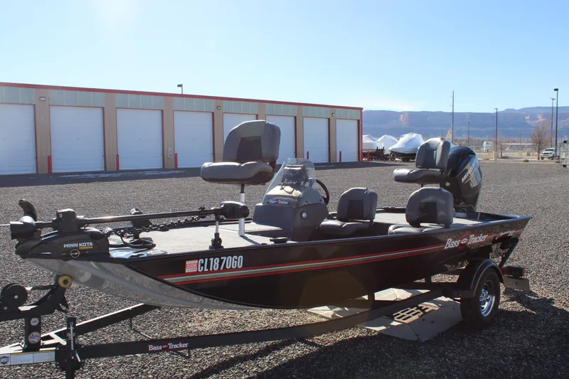 Slide: The Image of Tracker Bass Tracker Classic XL 2024 - 10