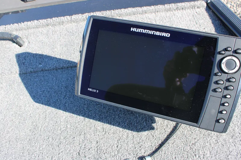 Slide: The Image of Tracker Bass Tracker Classic XL 2024 - 5