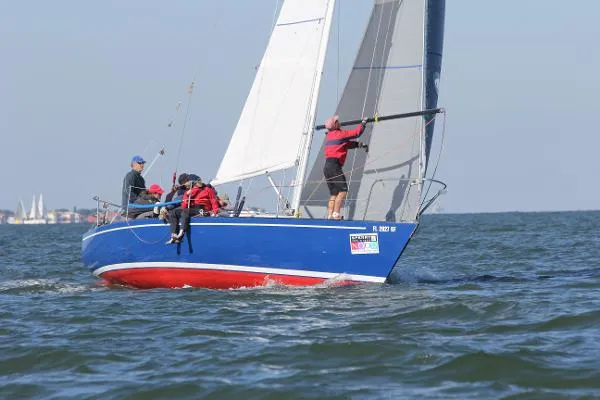 Slide: The Image of J Boats J/29 MHOB 1985 - 1