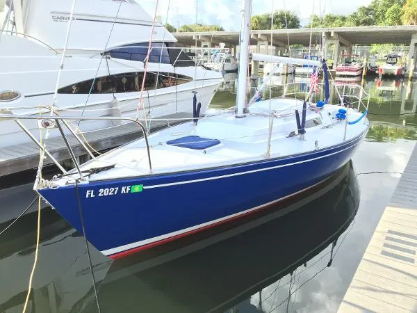 Slide: The Image of J Boats J/29 MHOB 1985 - 6