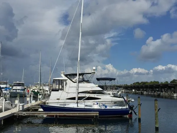 Slide: The Image of J Boats J/29 MHOB 1985 - 7