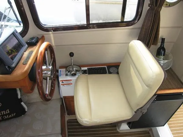 Slide: The Image of Ranger Tug R21-EC 2011 - 9