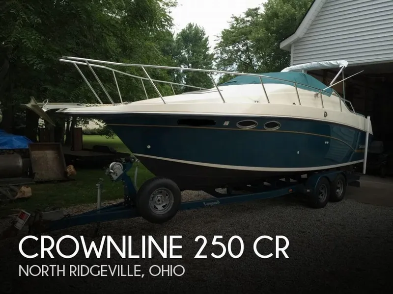 Slide: The Image of Crownline Boats 250 CR 1992 - 0