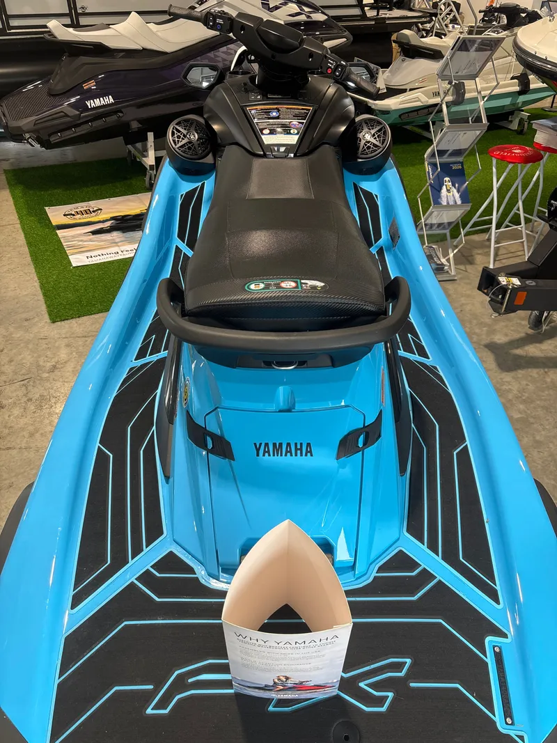 Slide: The Image of 2025 Yamaha WaveRunner FX SVHO in vibrant blue on display. - 7