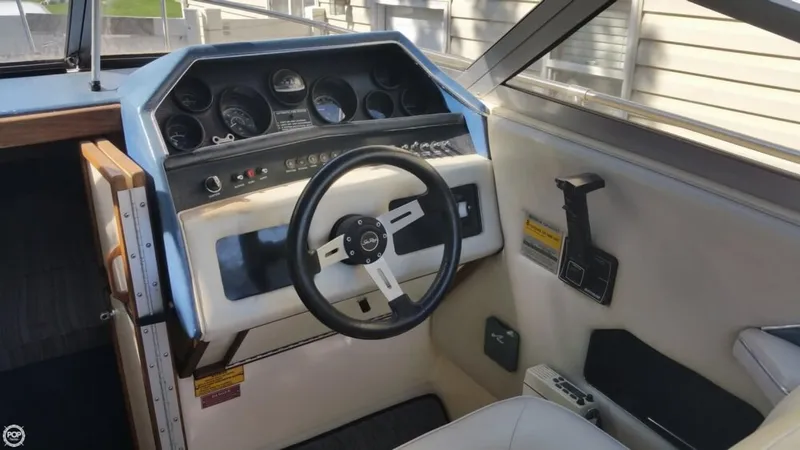 Slide: The Image of Sea Ray 230 Cuddy Cabin 1987 - 7