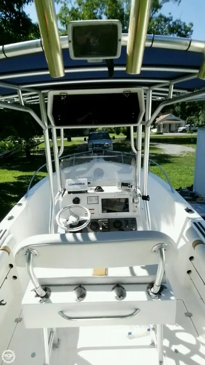 Slide: The Image of Wellcraft 210 Fisherman 2003 - 6