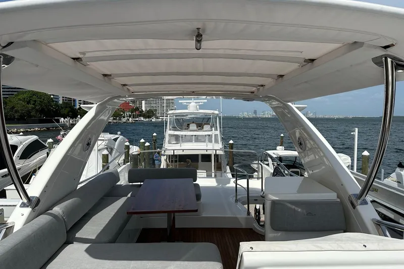 Slide: The Image of Luxurious 2013 Azimut Fly 53 yacht interior with waterfront view. - 64