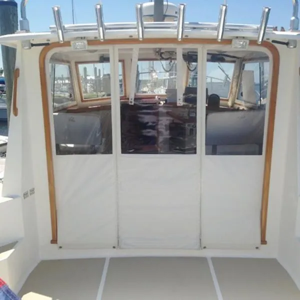 Slide: The Image of Surfhunter 30 Sedan Hardtop 1984 - 5