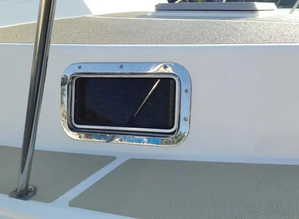 Slide: The Image of Surfhunter 30 Sedan Hardtop 1984 - 9