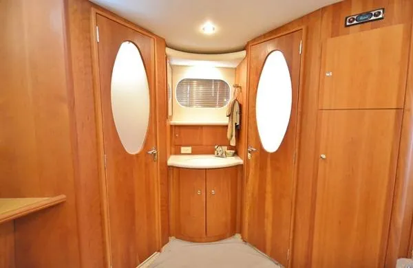Slide: The Image of Silverton 43 Aft Cabin Motor Yacht 2003 - 11