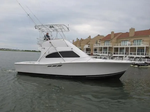 Slide: The Image of Luhrs CONVERTIBLE 360 1999 - 0