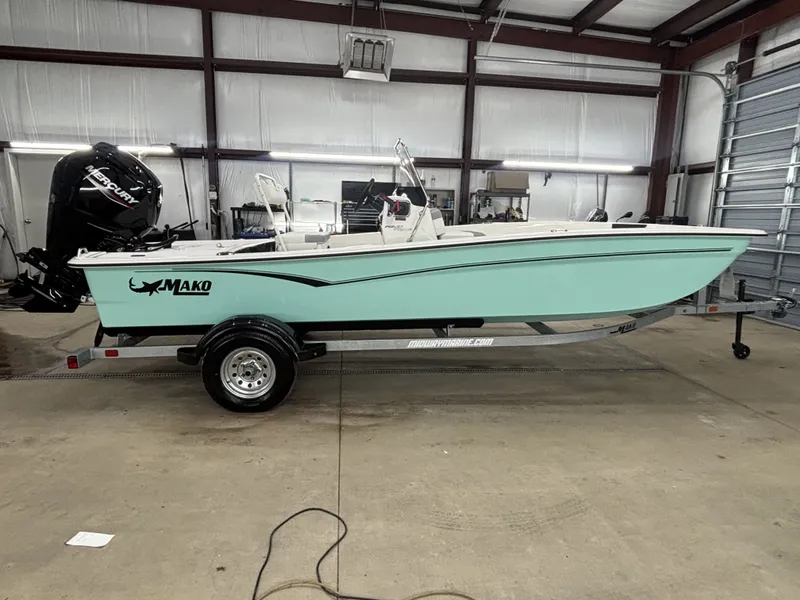The Image of Mako Pro Skiff 17 CC 2026 - 1