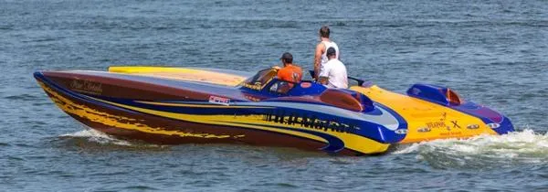 Slide: The Image of MTI 39 RP Catamaran 2004 - 0