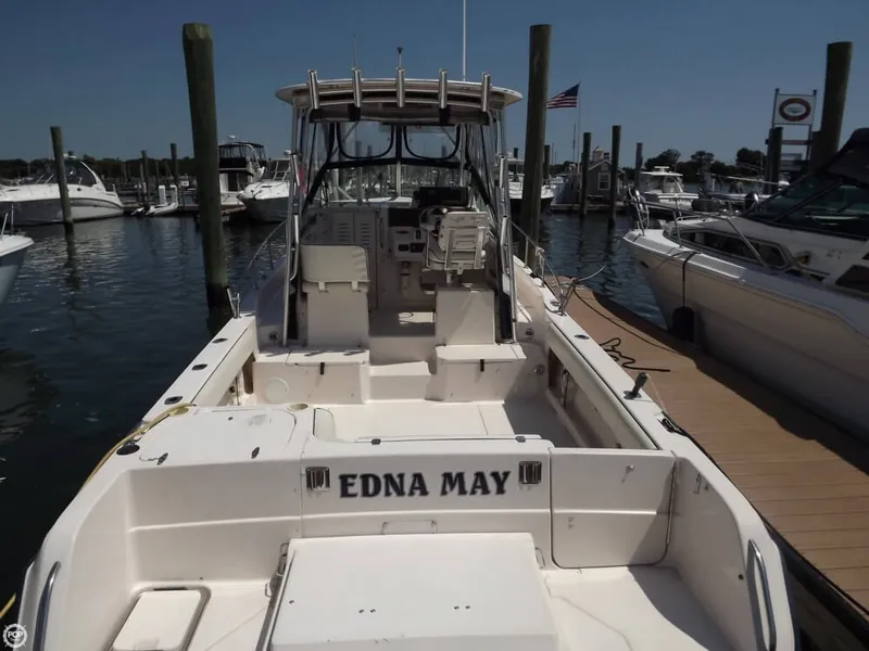 Slide: The Image of Grady-White 274 Sailfish 2000 - 6