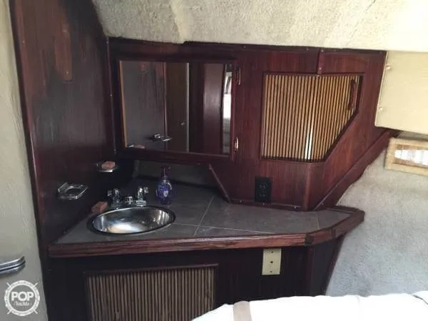 Slide: The Image of Sea Ray 390 Express 1986 - 2