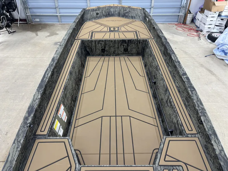 Slide: The Image of Tracker Grizzly 1650 T Prairie Wings Edition 2026 - 11