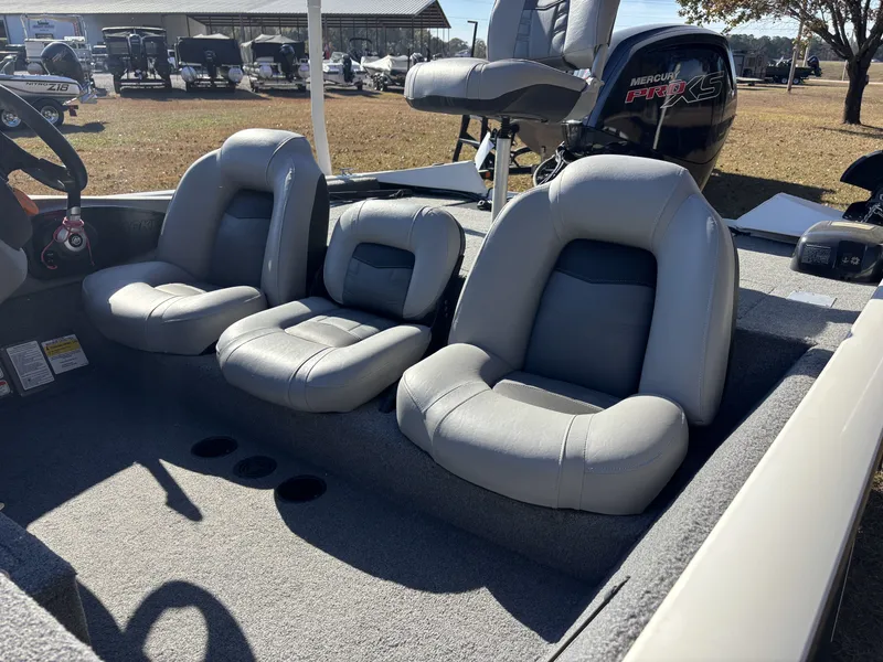 Slide: The Image of Tracker Pro Team 195 TXW Tournament Edition 2017 - 13