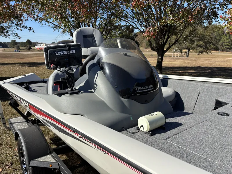 Slide: The Image of Tracker Pro Team 195 TXW Tournament Edition 2017 - 4