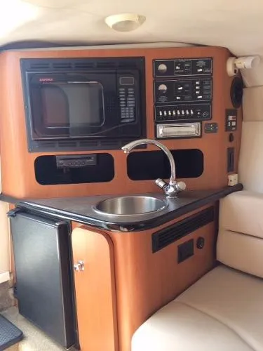 Slide: The Image of Crownline Boats 275 CCR 2005 - 9