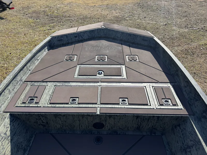 Slide: The Image of Tracker 2072 CC 2026 - 12