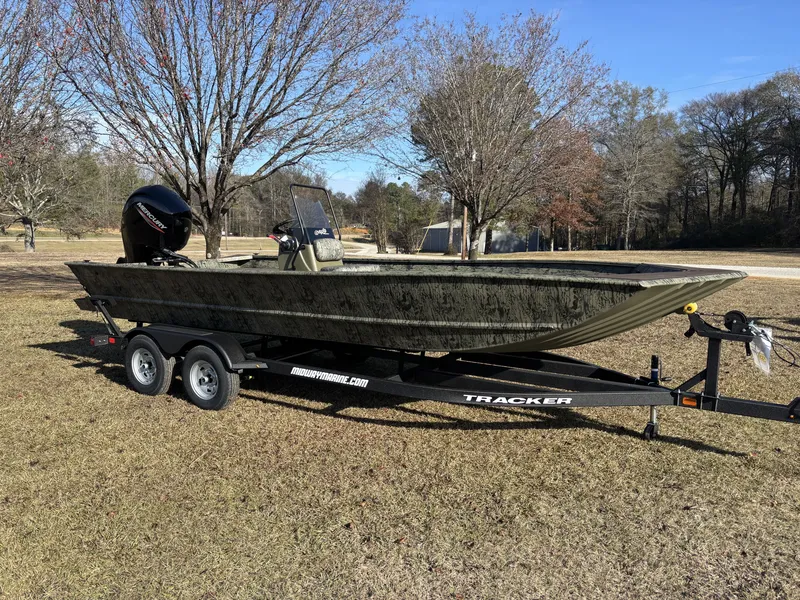 Slide: The Image of Tracker 2072 CC 2026 - 3