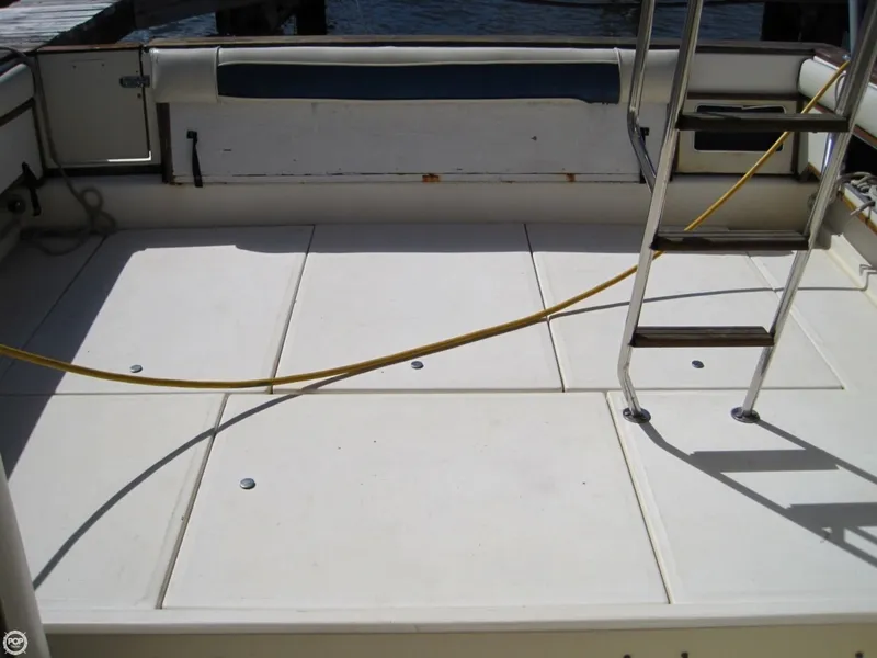 Slide: The Image of Sea Ray 270 Sportfisherman 1988 - 3