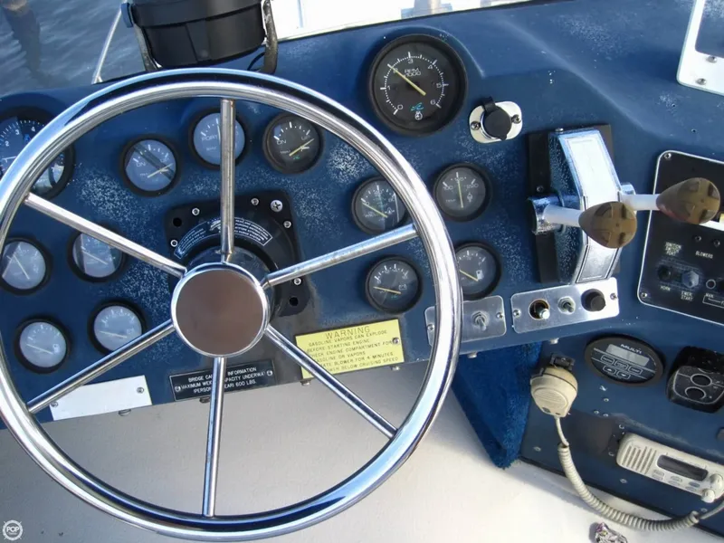Slide: The Image of Sea Ray 270 Sportfisherman 1988 - 6