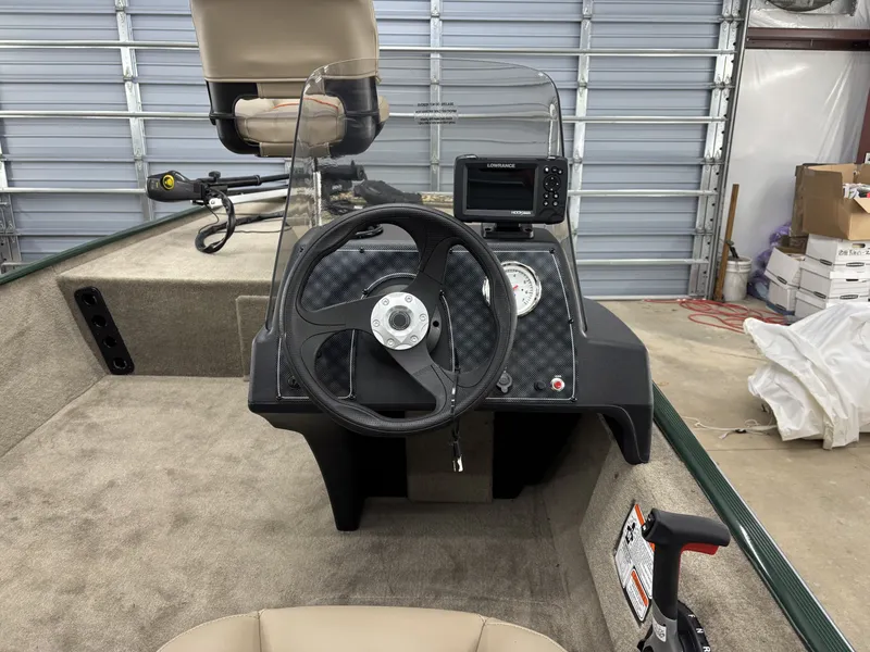 Slide: The Image of Tracker Classic SE 2026 - 9